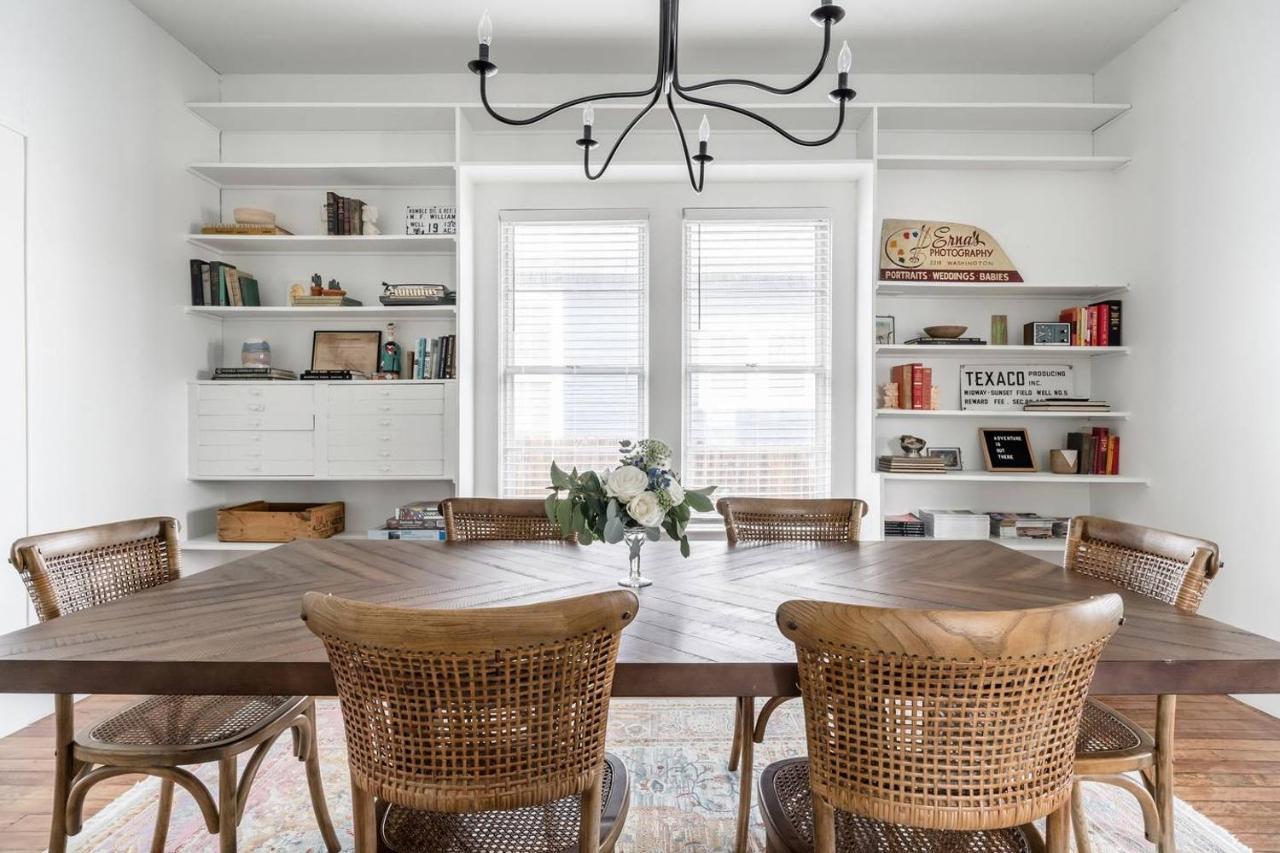 Restored 1930S Uptown Bungalow 2 Min. To Magnolia 웨이코 외부 사진